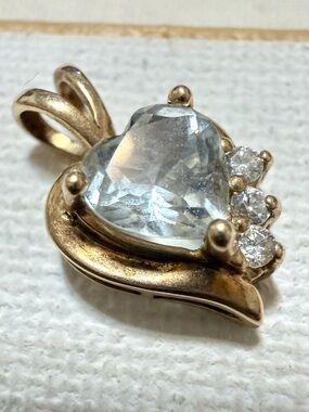 Stunning 10K Gold Heart Pendant W/ Light Blue GemStones